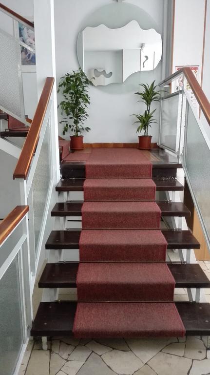 Hotel Mira فاريسّي المظهر الخارجي الصورة