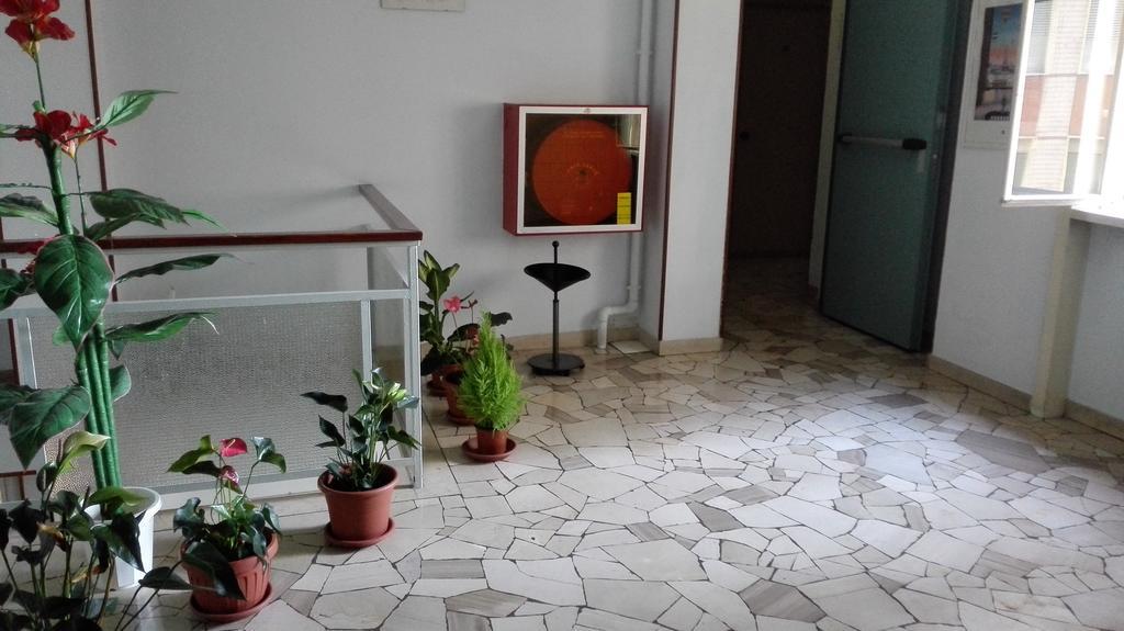 Hotel Mira فاريسّي المظهر الخارجي الصورة