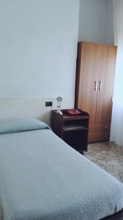 Hotel Mira فاريسّي المظهر الخارجي الصورة